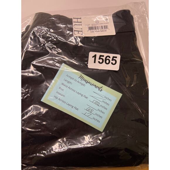 Jeggings Black Denim Distressed Jeggings Size S (4-6) NWT Hue - Picture 11 of 11